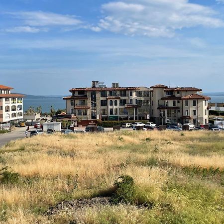 Апартаменты апартамент в Сарафово Бургас Экстерьер фото